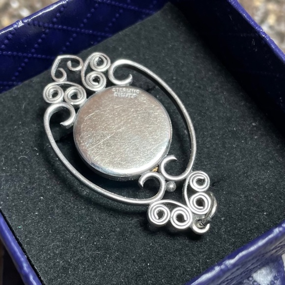 Sterling Silver Blue stone pendant + chain | 16" - Picture 8 of 9